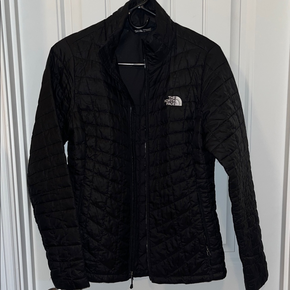 The North Face Women's Black Quilted Puffer Jacket